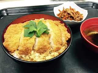 しょうゆカツ丼