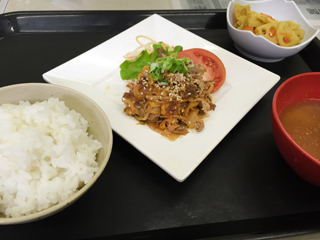 チキンカツ定食