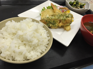 チキンカツ定食